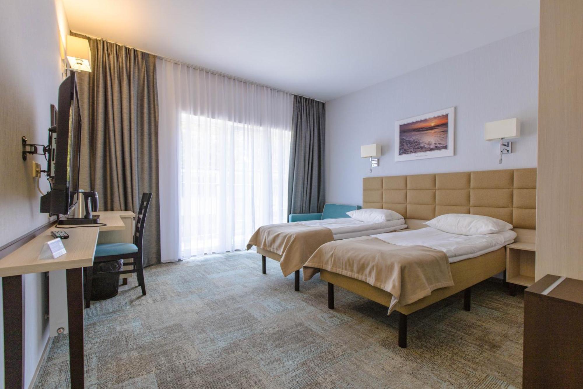 Waterside Resort Дарволко Екстериор снимка