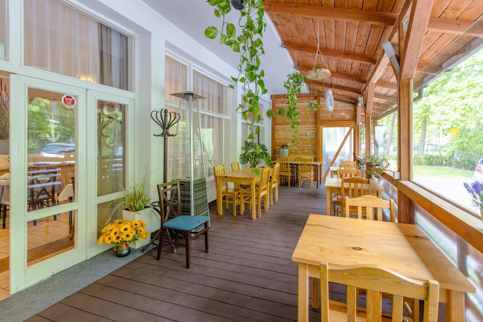 Waterside Resort Дарволко Екстериор снимка