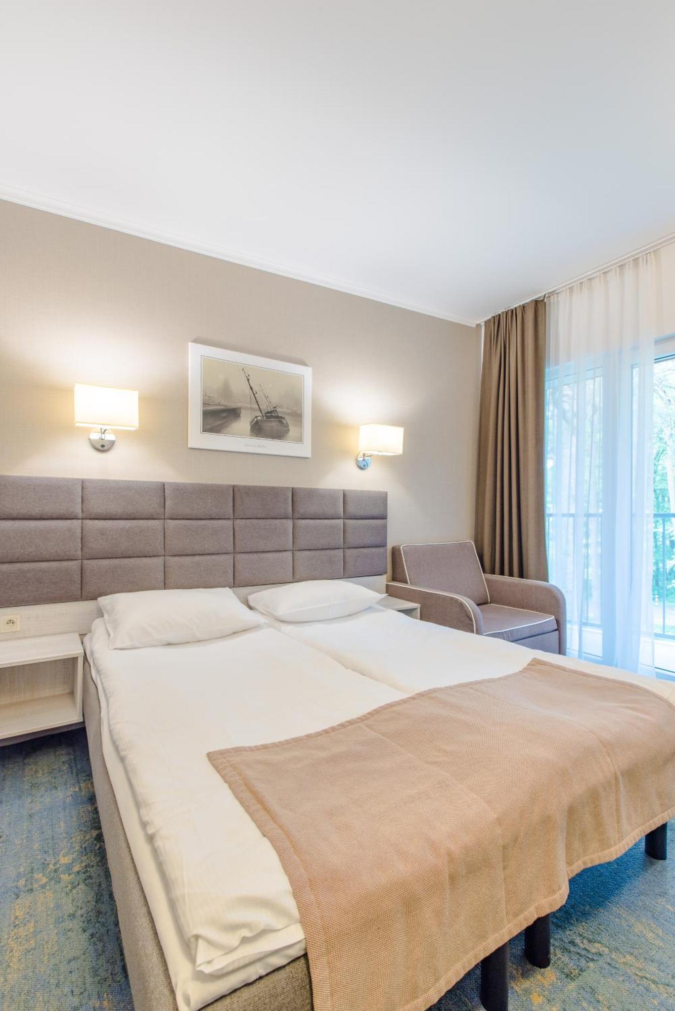 Waterside Resort Дарволко Екстериор снимка