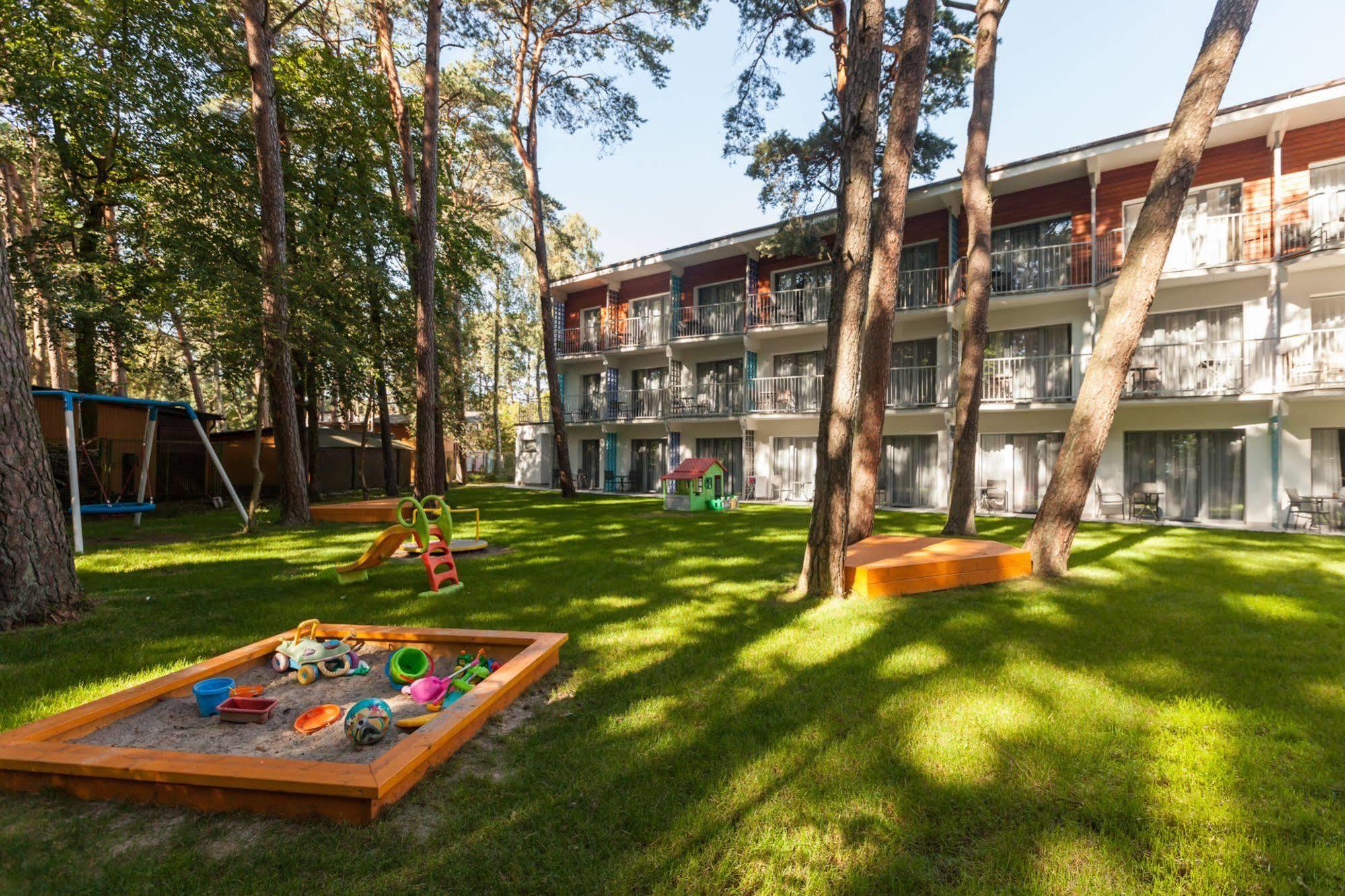 Waterside Resort Дарволко Екстериор снимка