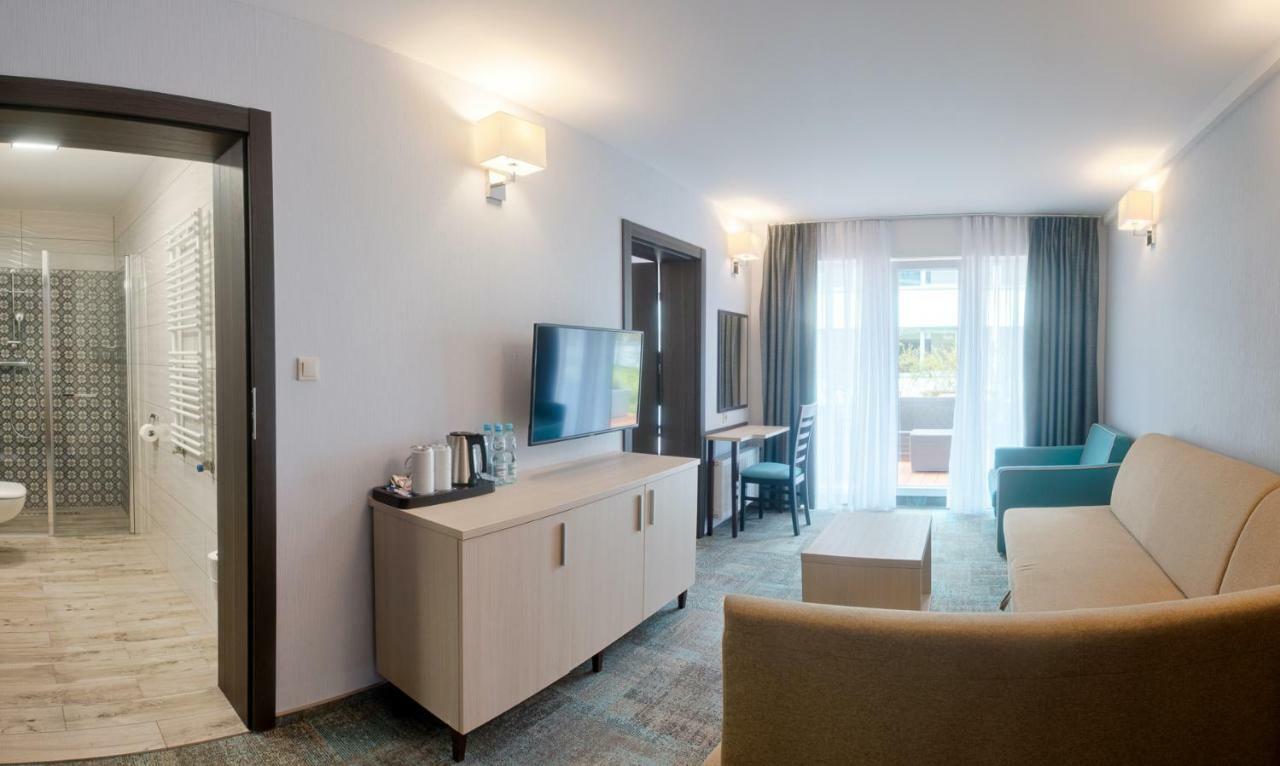 Waterside Resort Дарволко Екстериор снимка